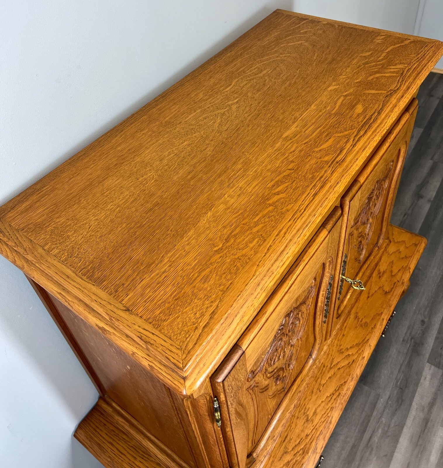 Cabinet Vintage French Style Oak Carved Storage Drawers Cupboard LOT 375312