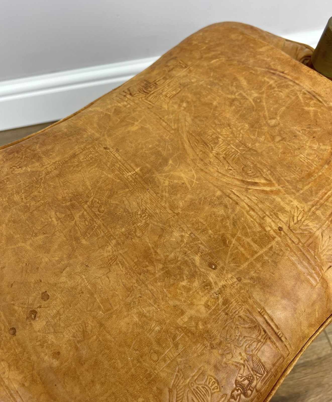 Footstool Vintage Style Oak Stool Brass Upholstered Leather Seat LOT 495711