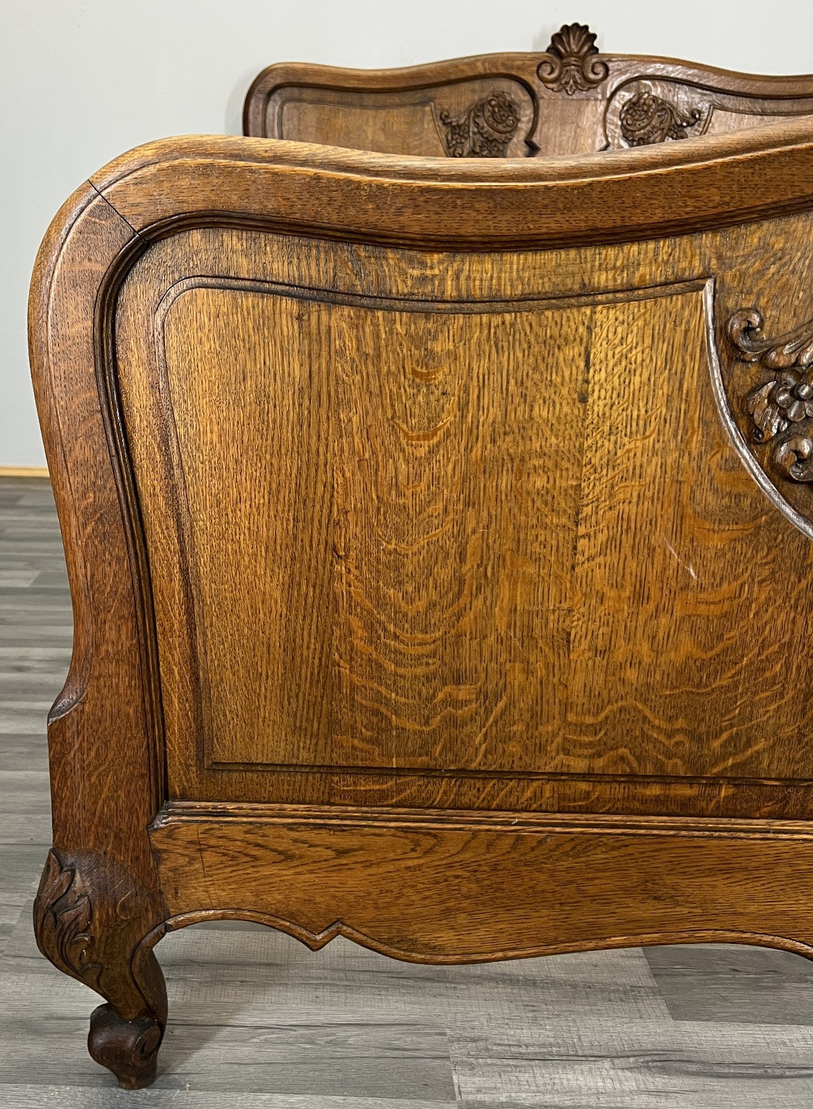 Bed Vintage French Louis XVI Double Bed Frame Oak Carved Headboard LOT 45874