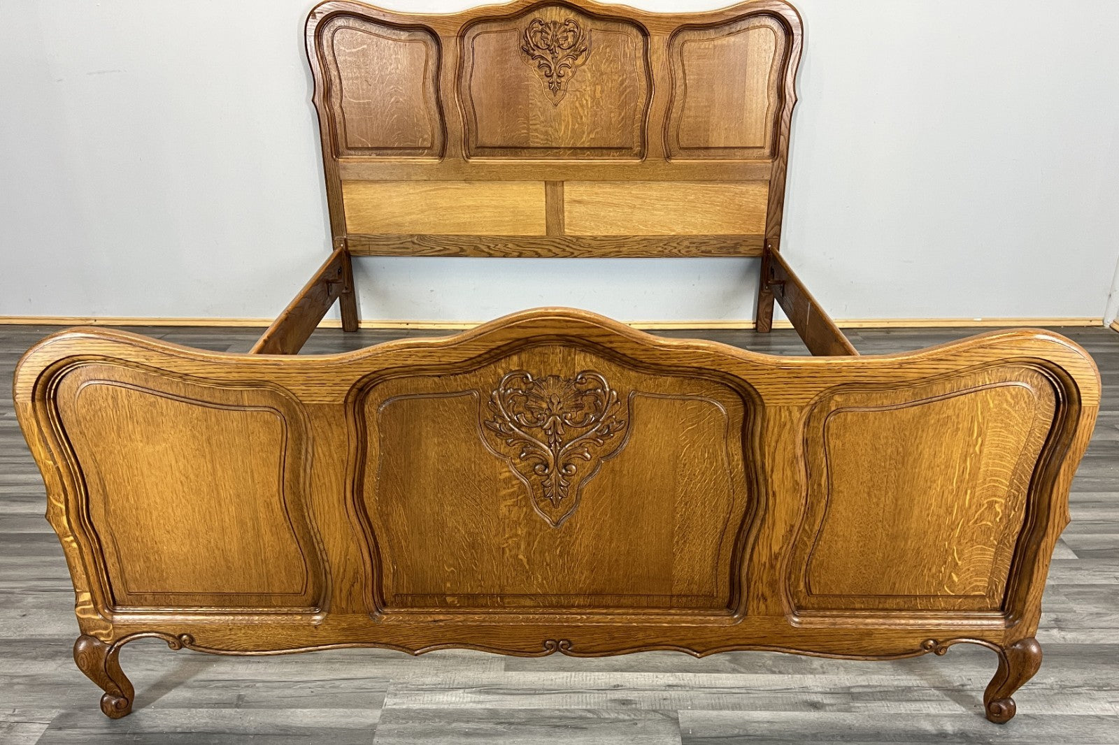 Bed Vintage French Louis XVI Double Bed Frame Oak Carved Headboard LOT 46172