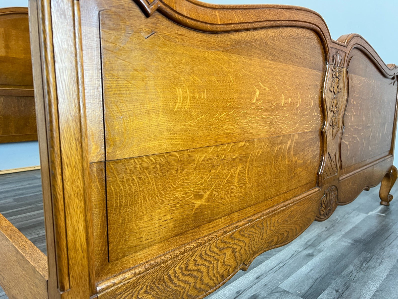 Bed Vintage French Louis XVI King Size Bed Frame Oak Carved Headboard LOT 460411