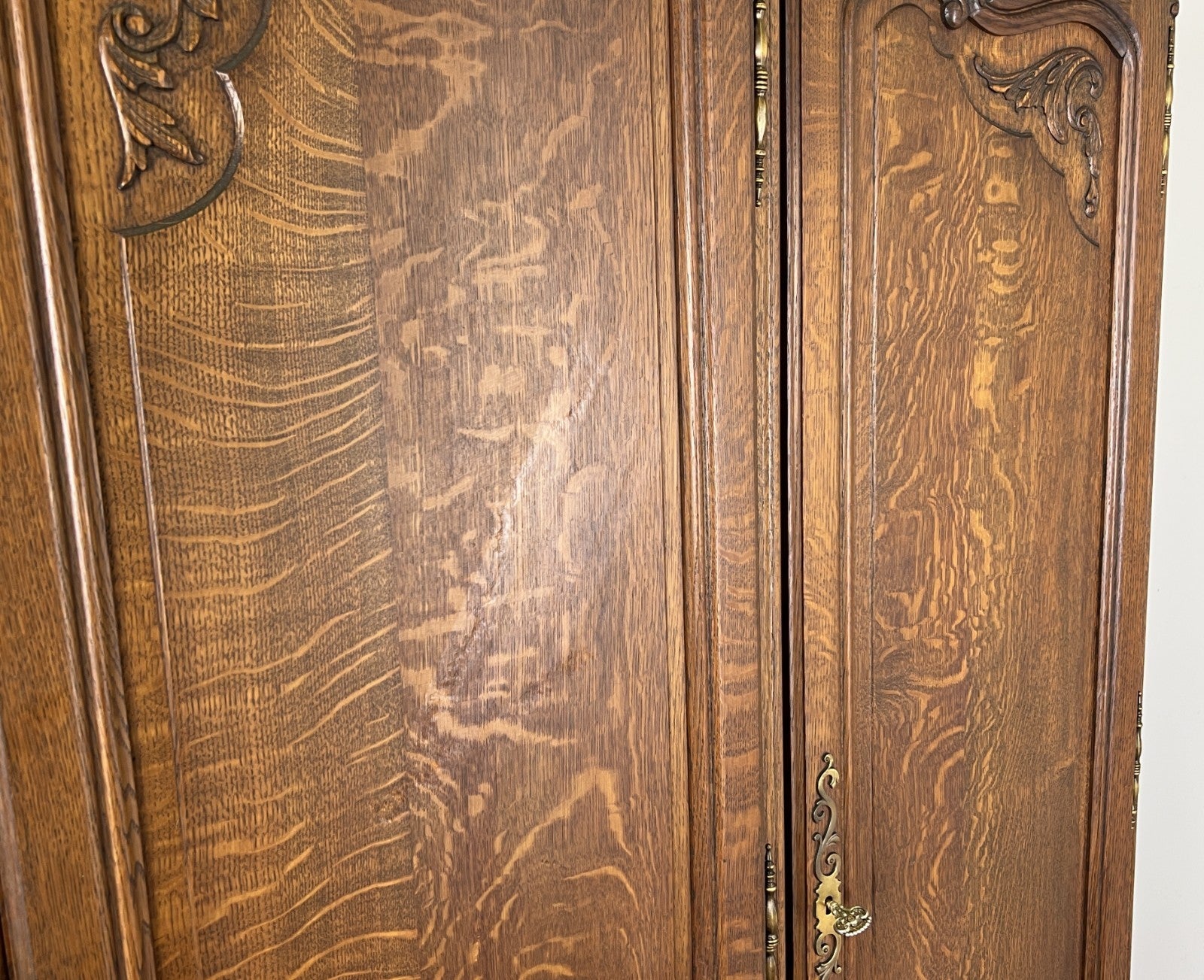 Wardrobe Vintage French Louis XVI Style Oak Four Door Carved Armoire LOT 611310