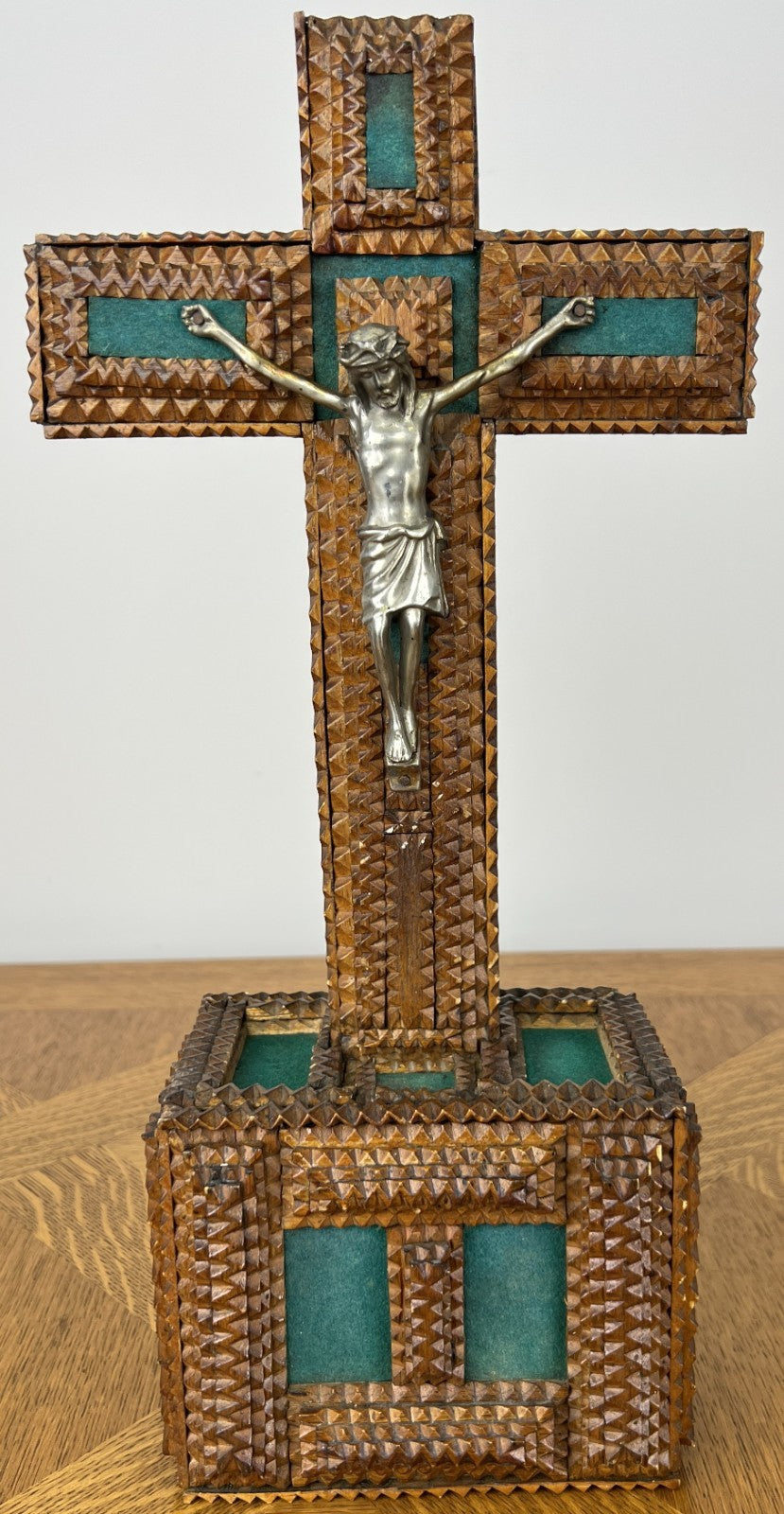 Crucifix Vintage French Style Walnut Religious Cross Metal Figurine LOT 60510