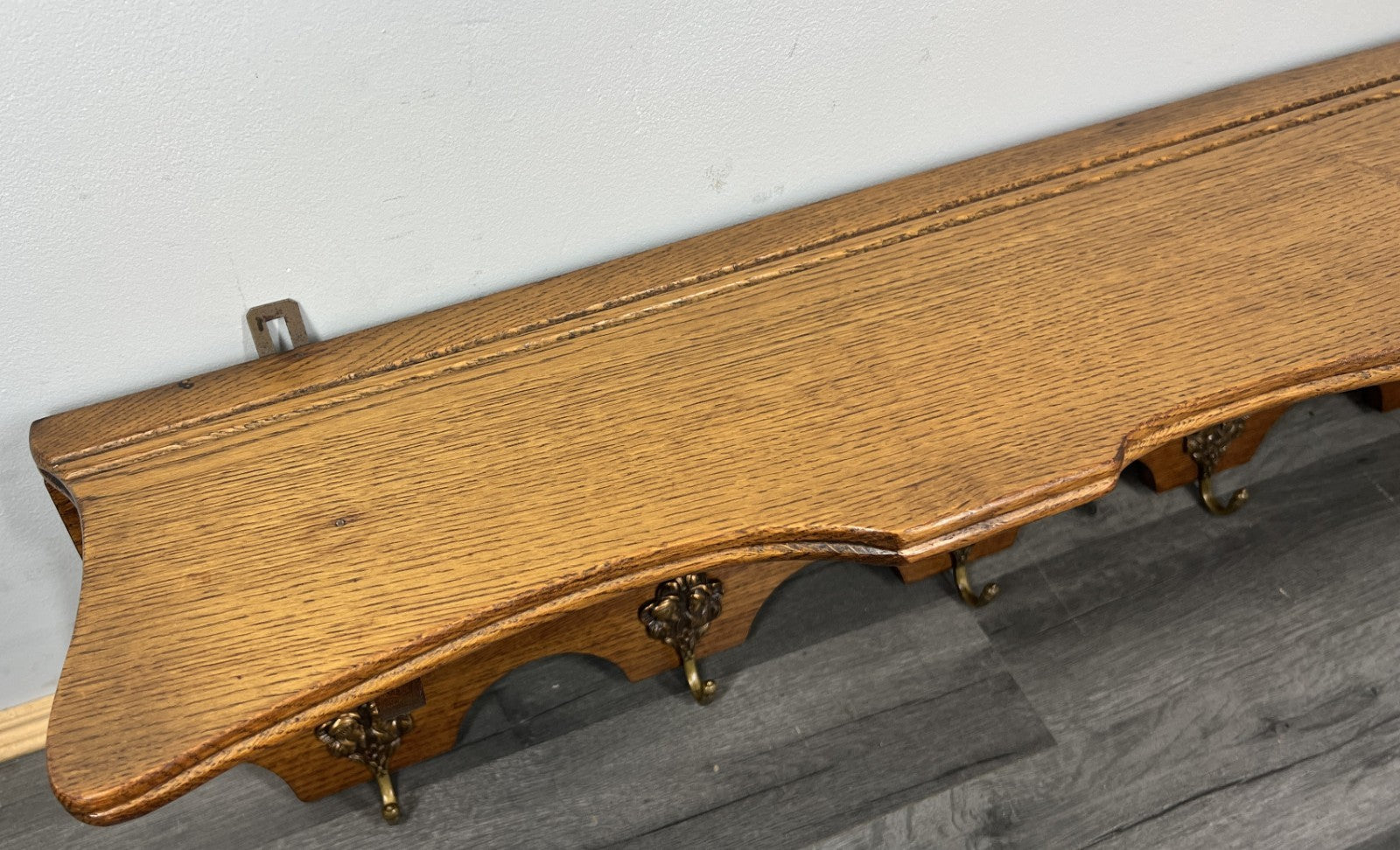 French Vintage Style Coat Rack Oak 6 Hooks Ornate Wall Shelf Coat LOT 47288