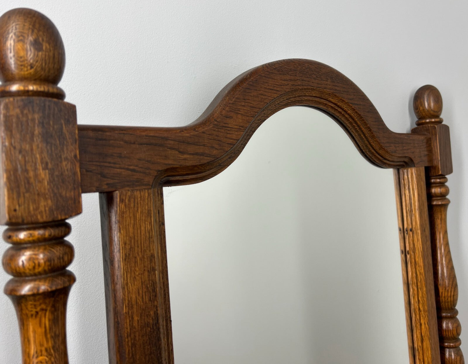 Mirror Vintage French Solid Oak Wall Mirror Turned Spindle Frame LOT 36384