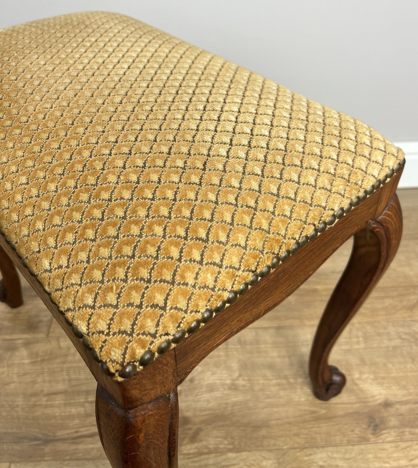 Footstool Vintage French Louis Style Oak Upholstered Stool Bench LOT 48638