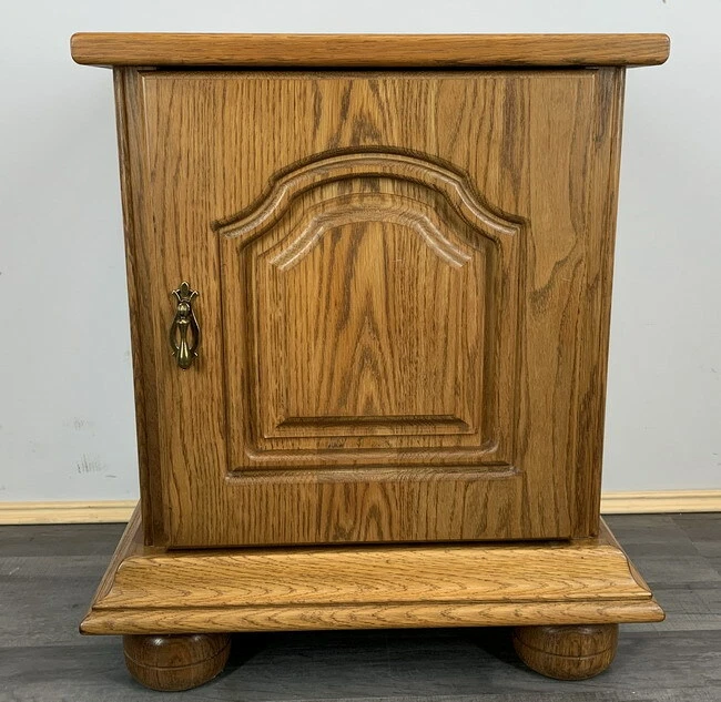 Bedside Table Vintage French Style Cupboard Carved Cabinet Nightstand LOT 5940
