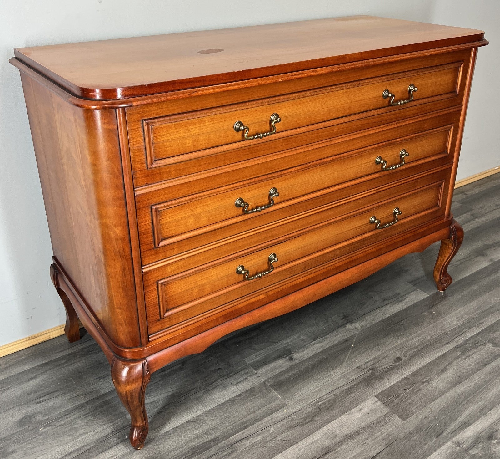 Chest of Drawers Vintage French Louis XVI Style Carved Cabinet LOT 43265