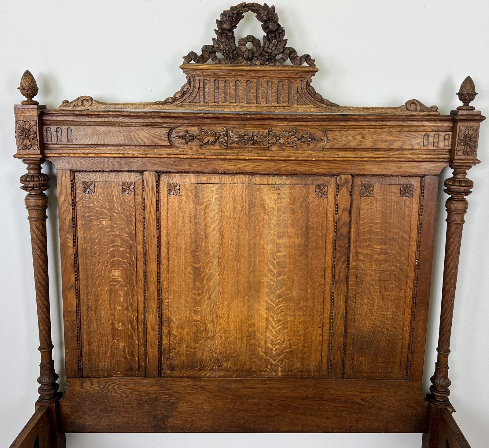 Bed Antique French Style Oak Double Bed Frame Carved Headboard LOT 615113