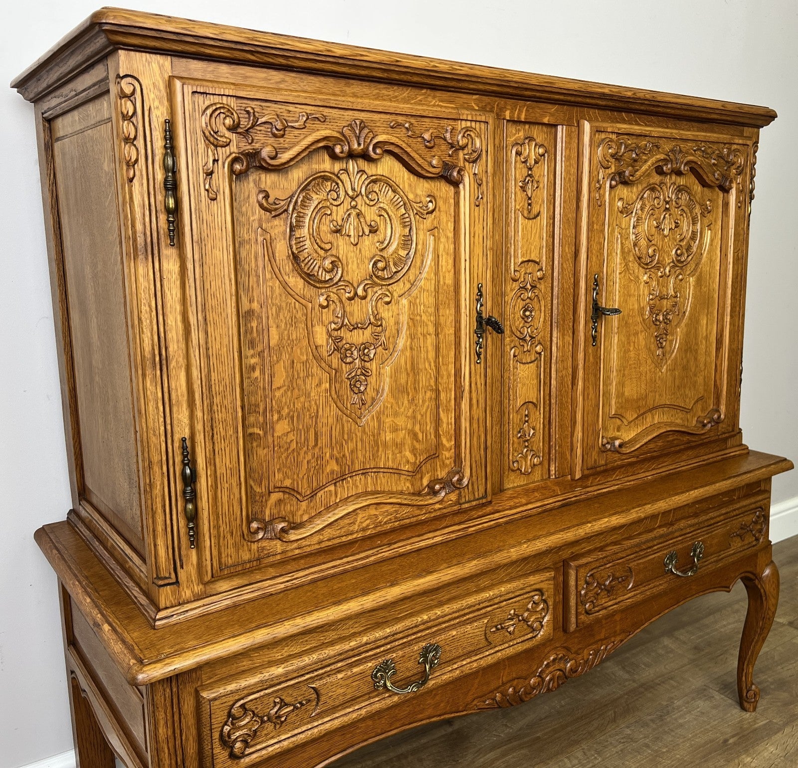Cabinet Vintage French Louis XVI Oak Display Buffet Carved Sideboard LOT 63162