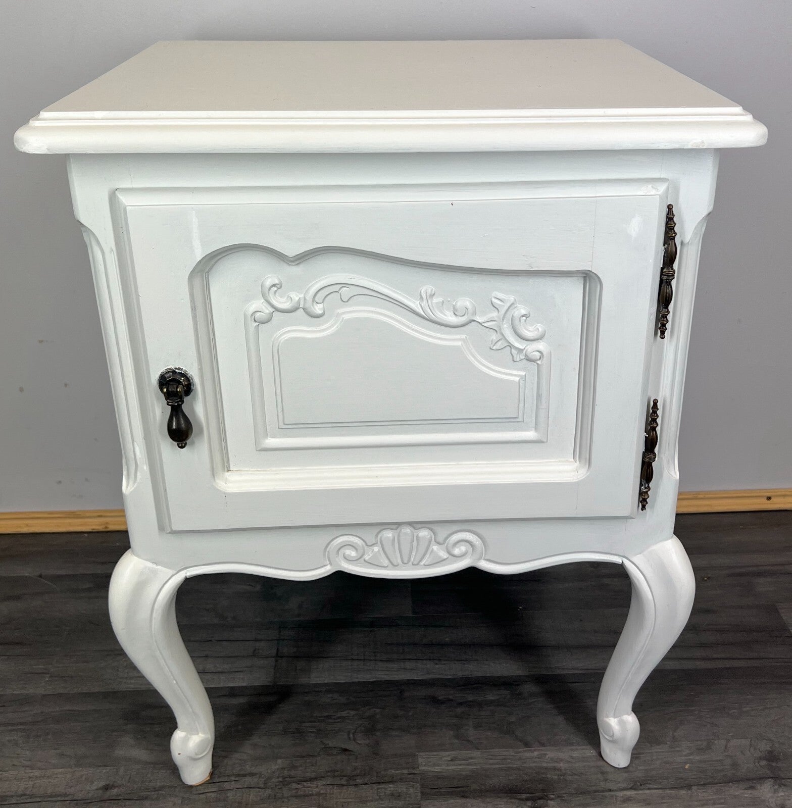 Pair of Bedside Tables Antique French Style Shabby Chic Carved Cabinets LOT 29862