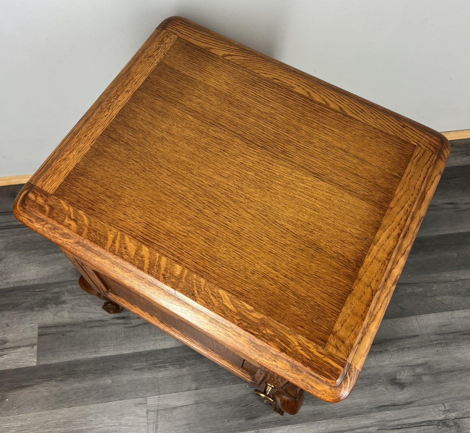 Bedside Table Vintage French Louis XVI Carved Oak Nightstand Cabinet LOT 45306