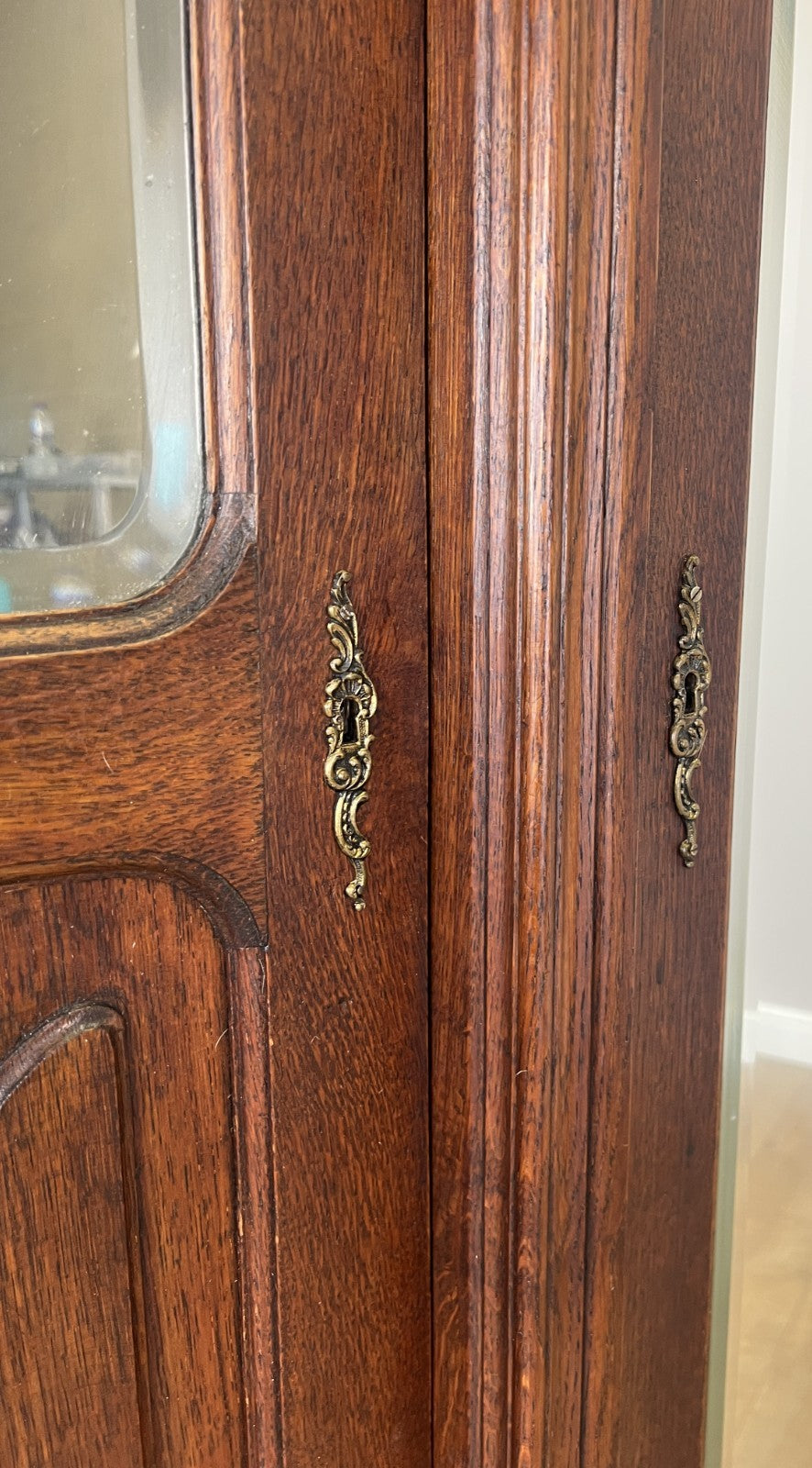 Wardrobe Antique French Rocaille Oak Three Door Carved Mirrored Armoire LOT 484310