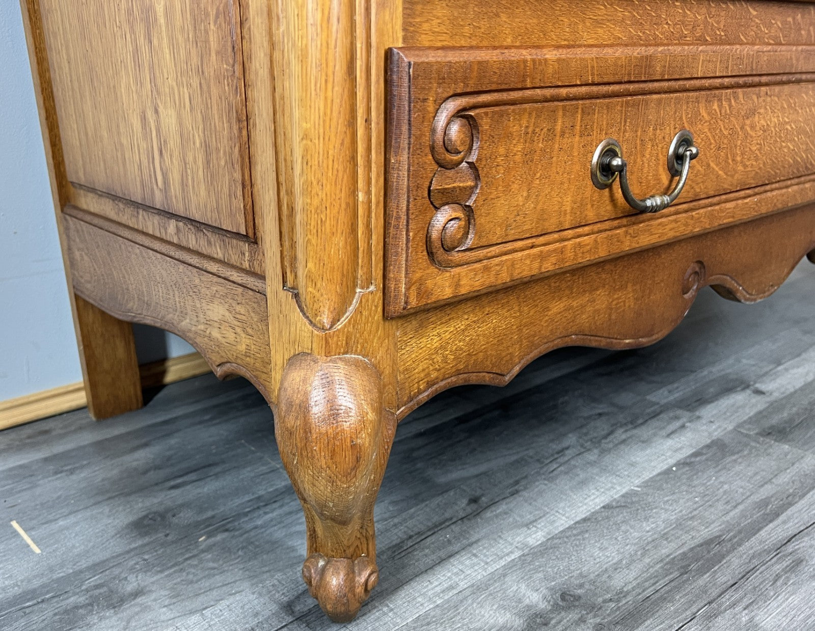 Chest of Drawers Vintage French Louis Oak 3 Drawers Carved Cabinet LOT 44746