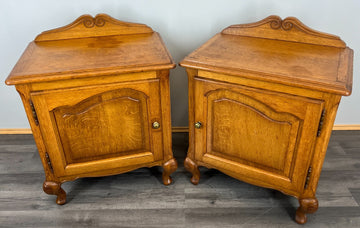 Pair of Bedside Tables Vintage French Louis Oak Cabinets Nightstands LOT 35190