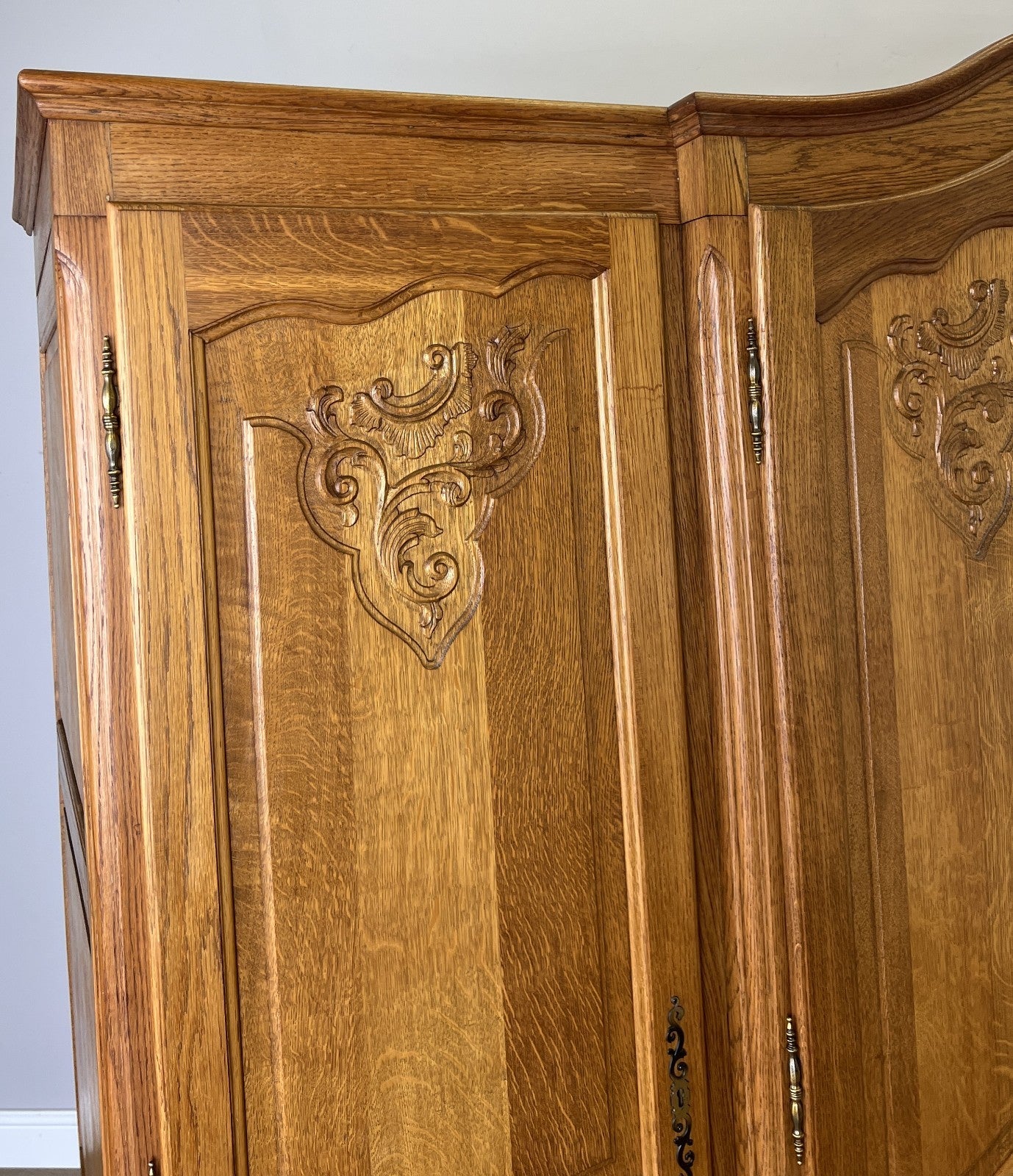 Wardrobe Vintage French Louis XVI Style Oak Four Door Carved Armoire LOT 61045