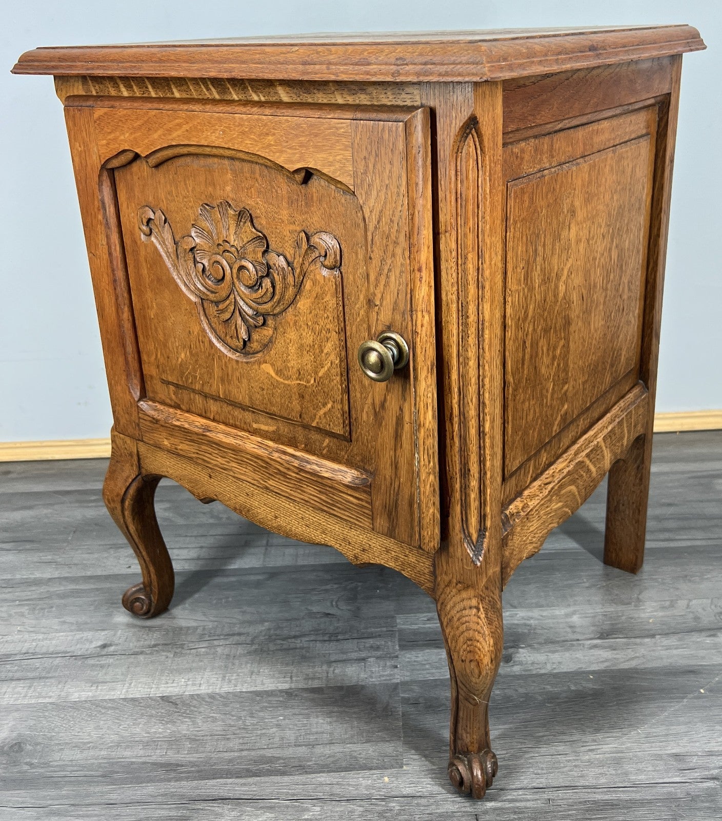 Pair of Bedside Tables Vintage French Oak Louis Nightstands Cabinets LOT 43302