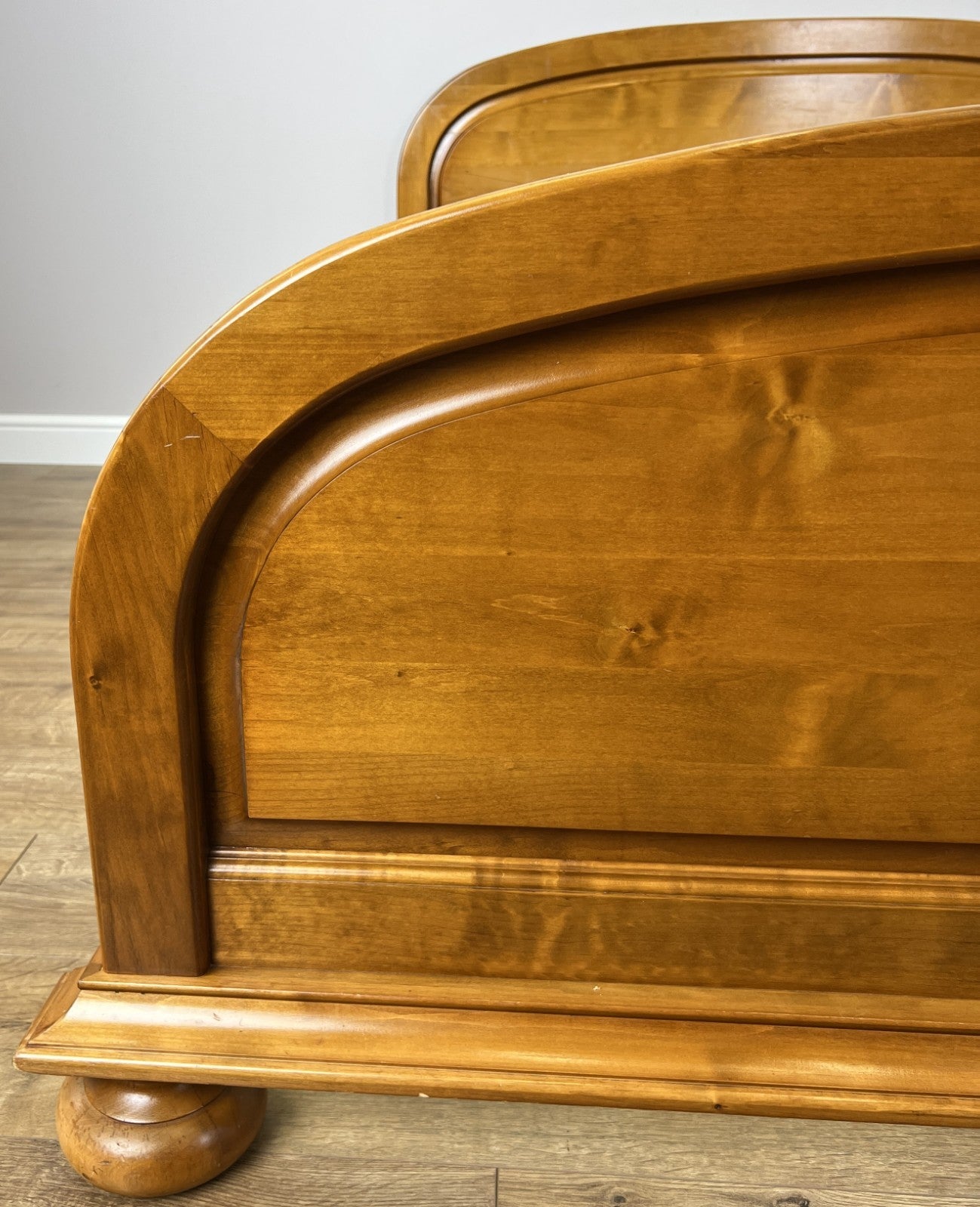 Bed Vintage French Style King Size Bed Frame Carved Headboard LOT 63954