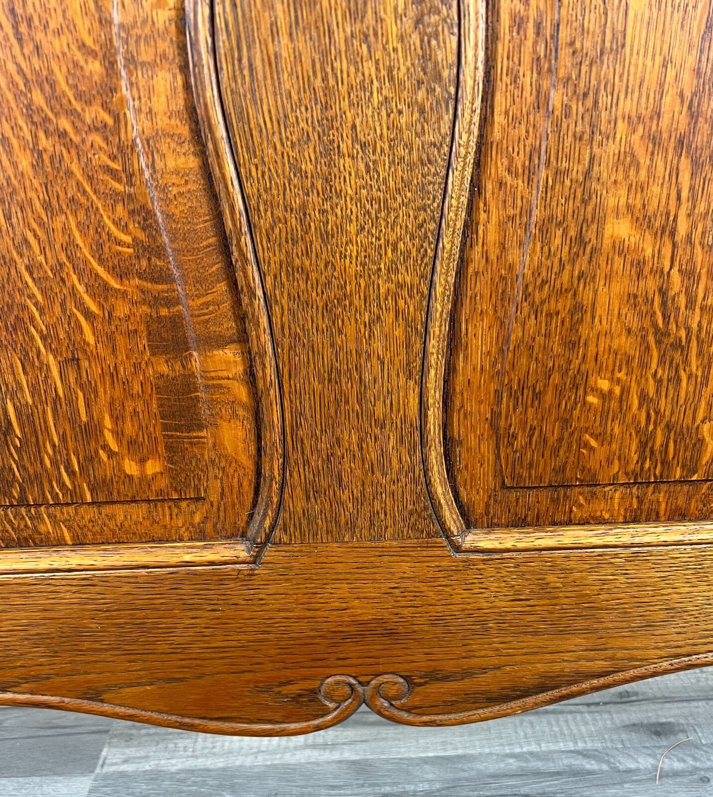 Bed Vintage French Louis XVI Oak Double Bed Frame Carved Headboard LOT 37885