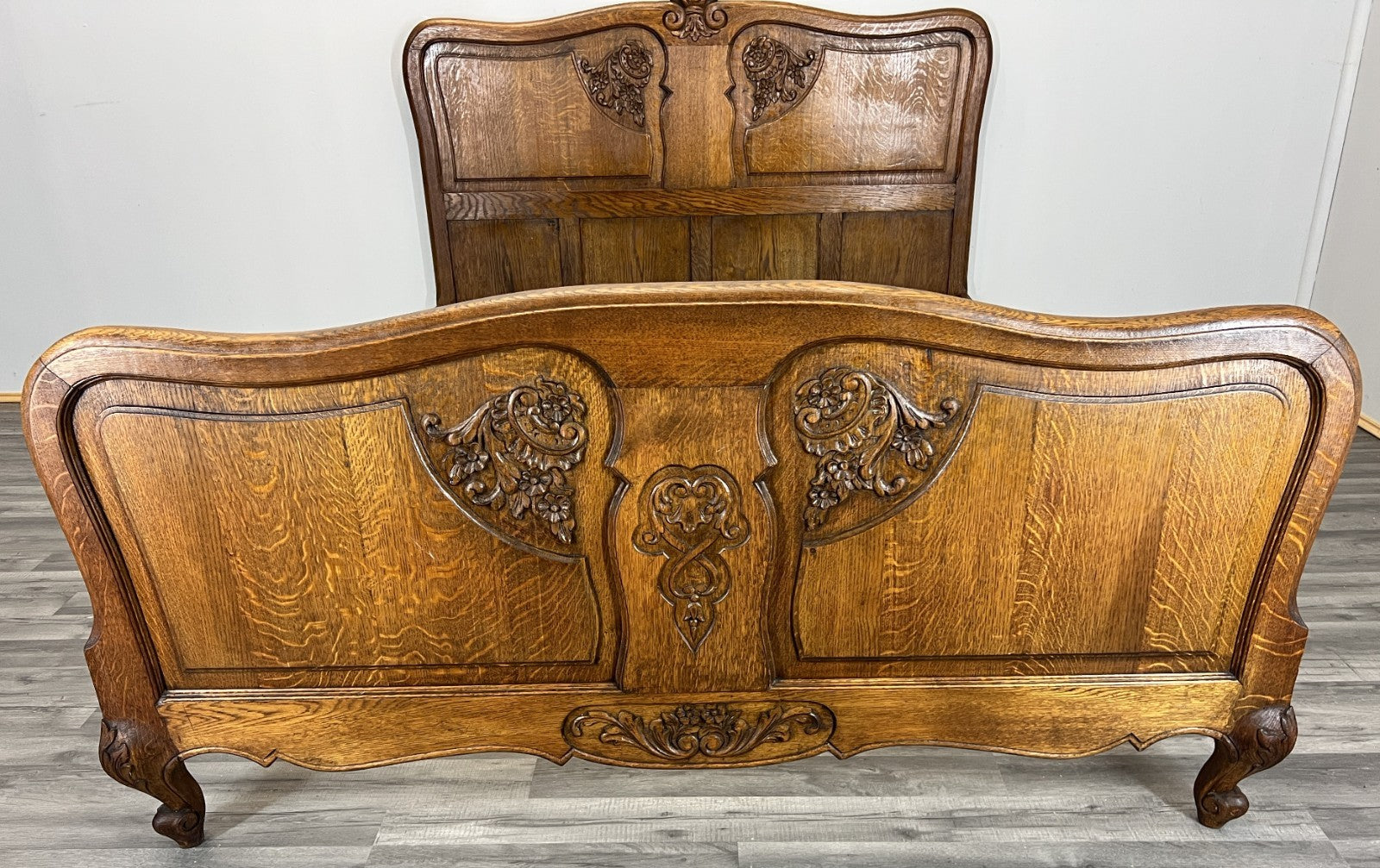 Bed Vintage French Louis XVI Double Bed Frame Oak Carved Headboard LOT 45872