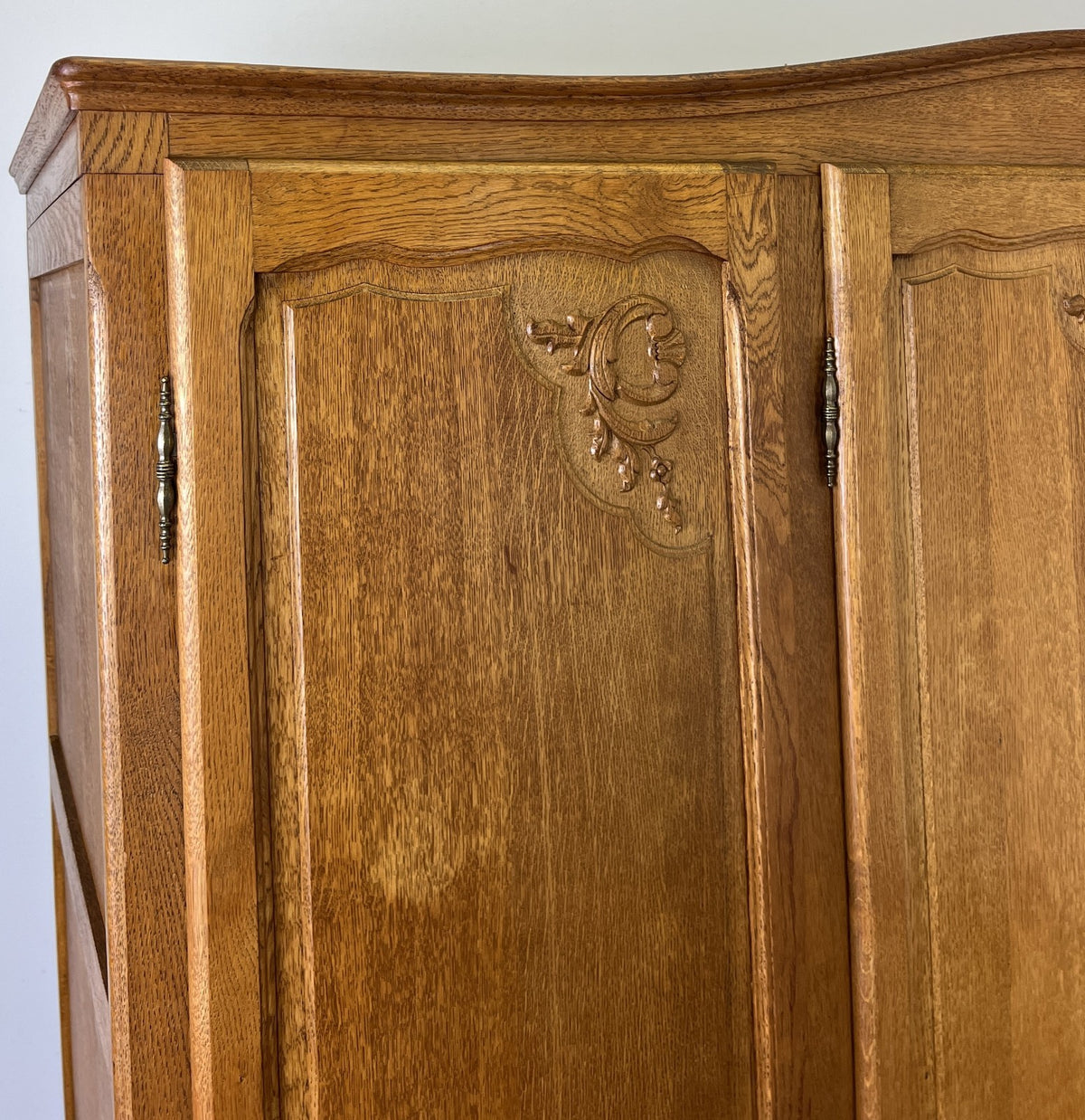 Wardrobe Vintage French Louis XVI Style Oak Four Door Carved Armoire LOT 6533