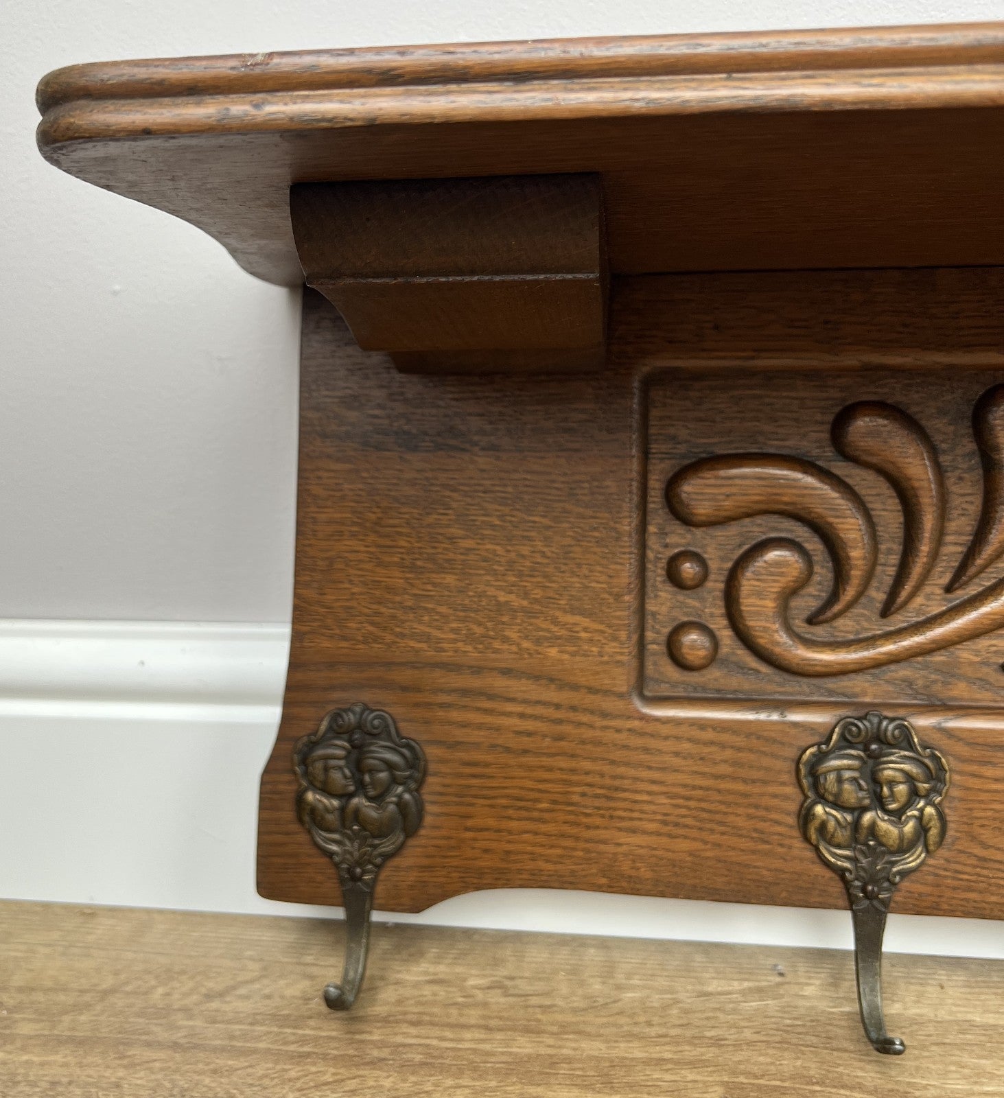 Coat Rack Vintage French Oak Wall Mounted 5 Hooks Carved Rack Hanger LOT 63026