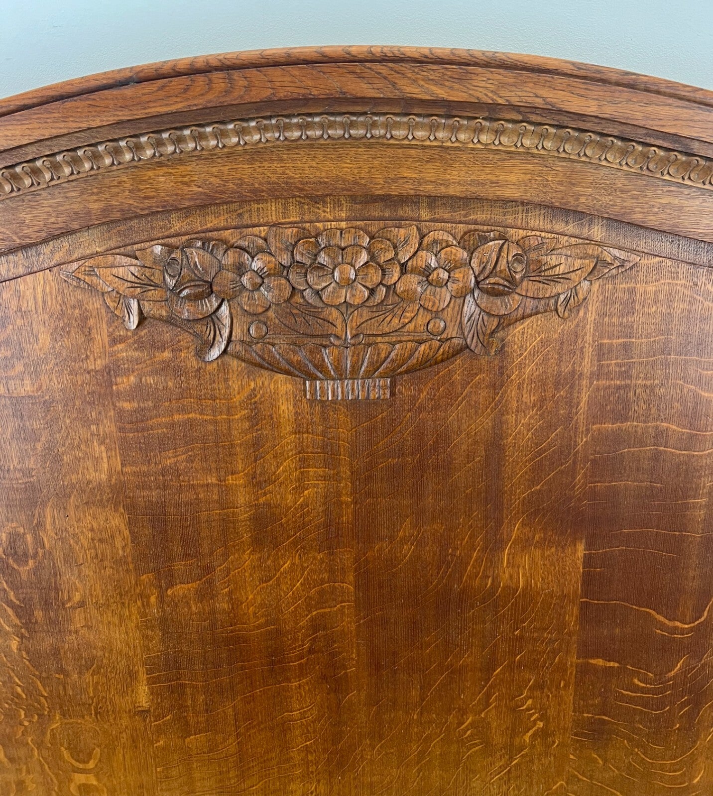 Bed Antique French Style Oak Double Bed Frame Carved Headboard LOT 27627