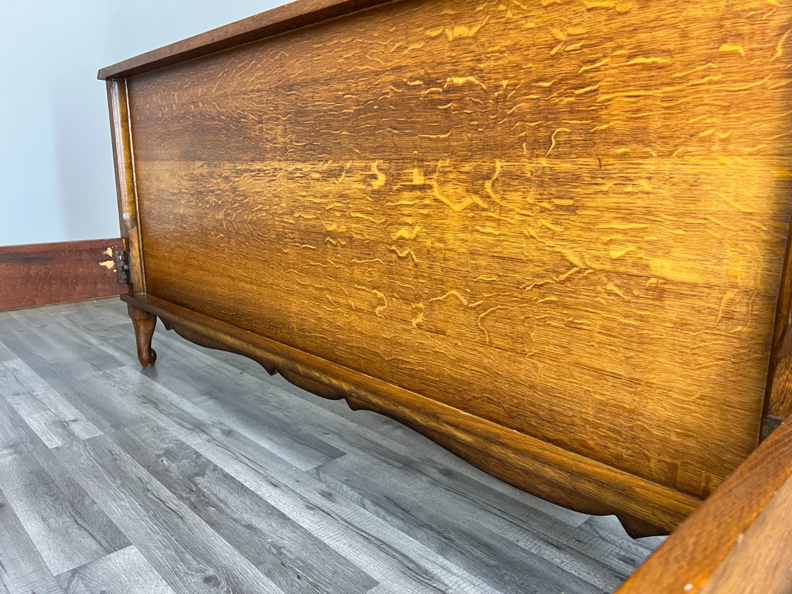 Bed Vintage French Louis XVI Double Bed Frame With Bedside tables    LOT 462614