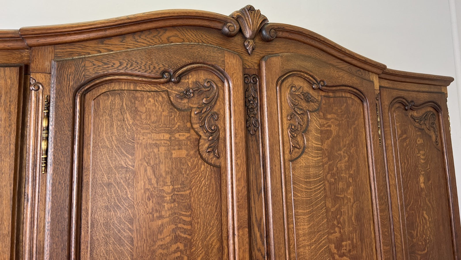 Wardrobe Vintage French Louis XVI Style Oak Four Door Carved Armoire LOT 61138