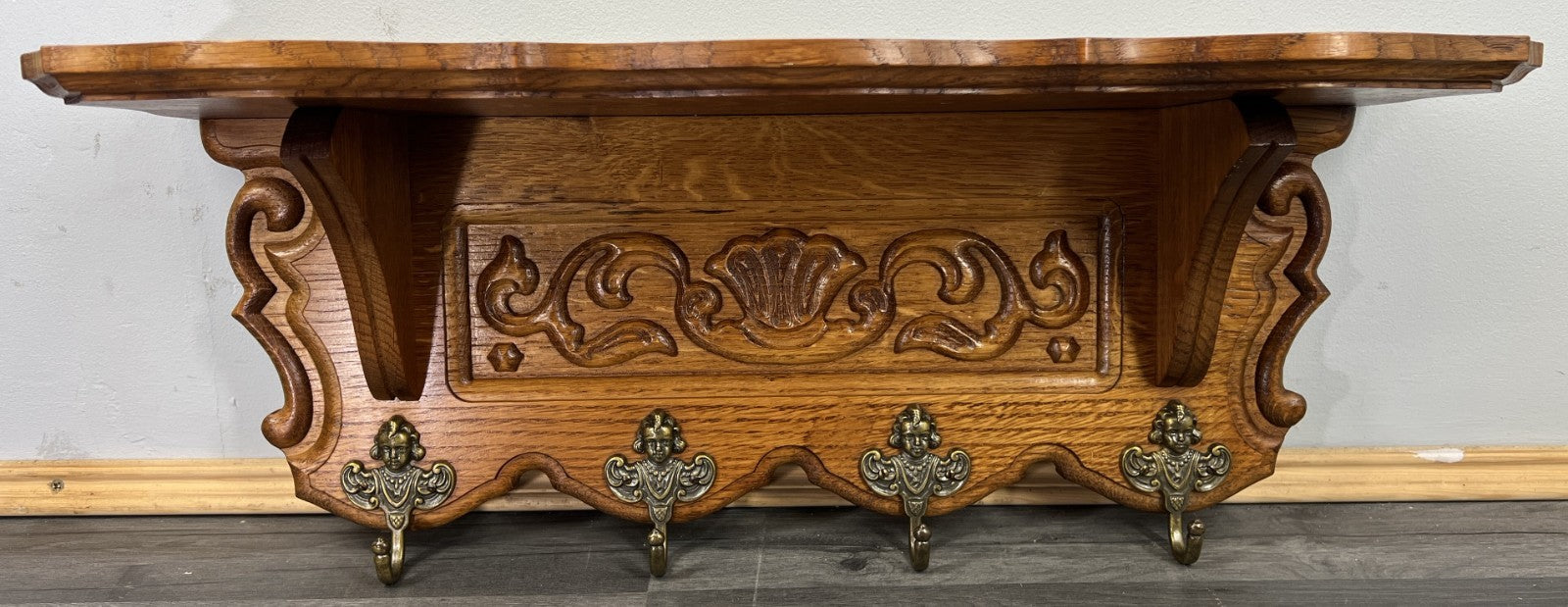 French Vintage Style Coat Rack Oak 4 Hooks Ornate Wall Shelf Coat LOT 47261
