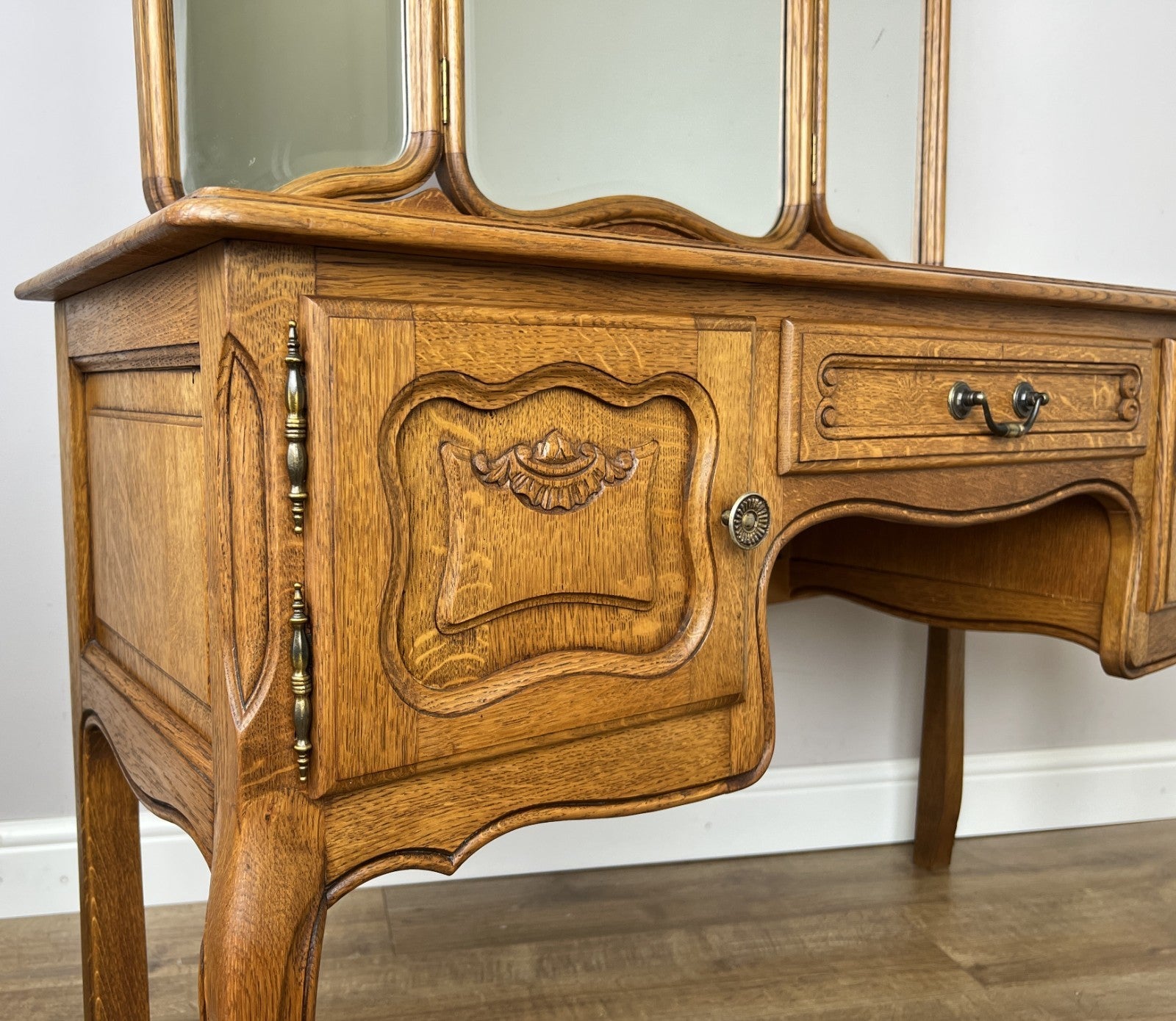 Dressing Table with Mirror Vintage French Oak Louis Vanity Table Makeup LOT 632010