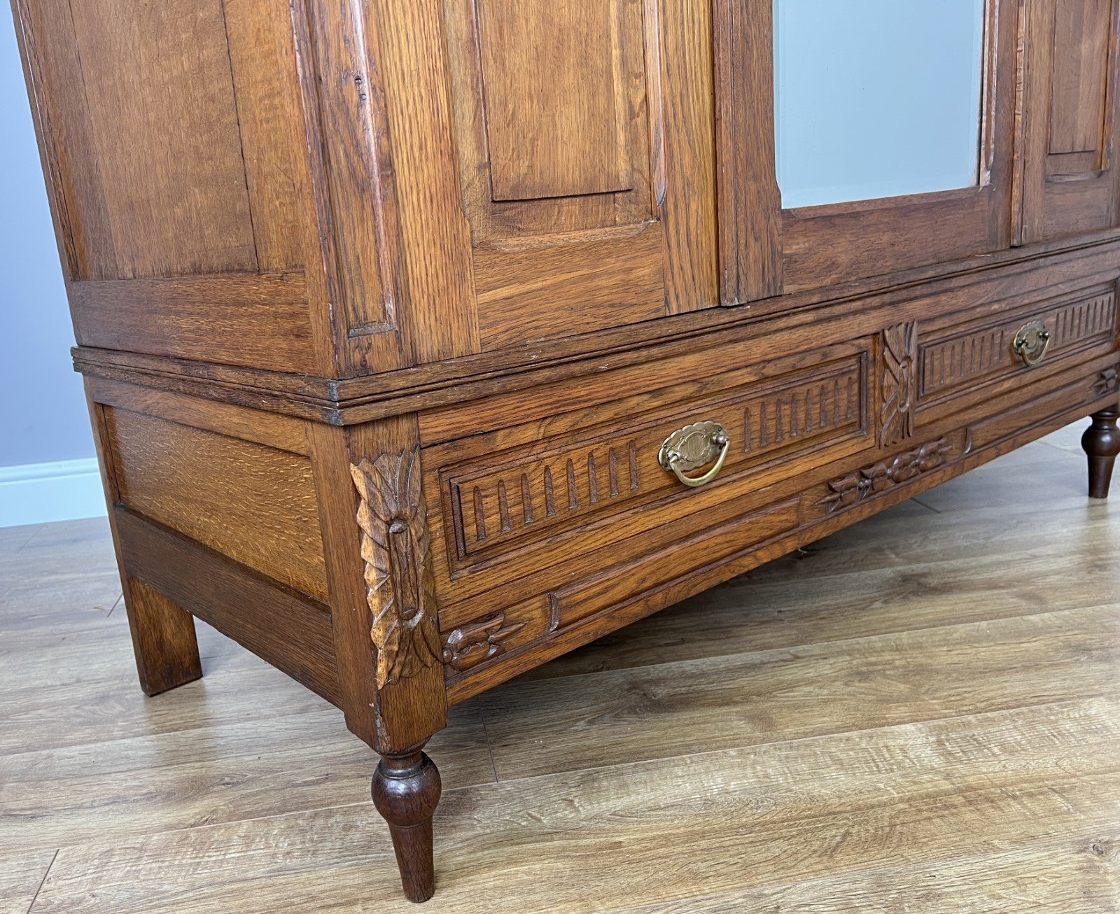 Wardrobe Antique French Oak Two Door Mirrored Carved Armoire Cabinet LOT 60976