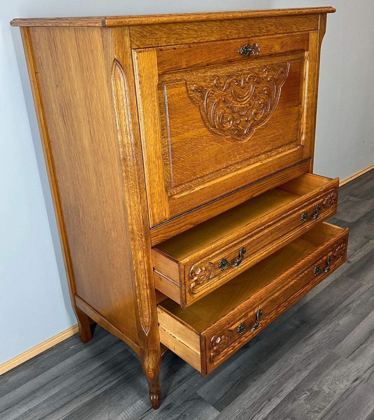 Cabinet Vintage French Louis XIV Style Writing Bureau Carved Sideboard LOT 35263