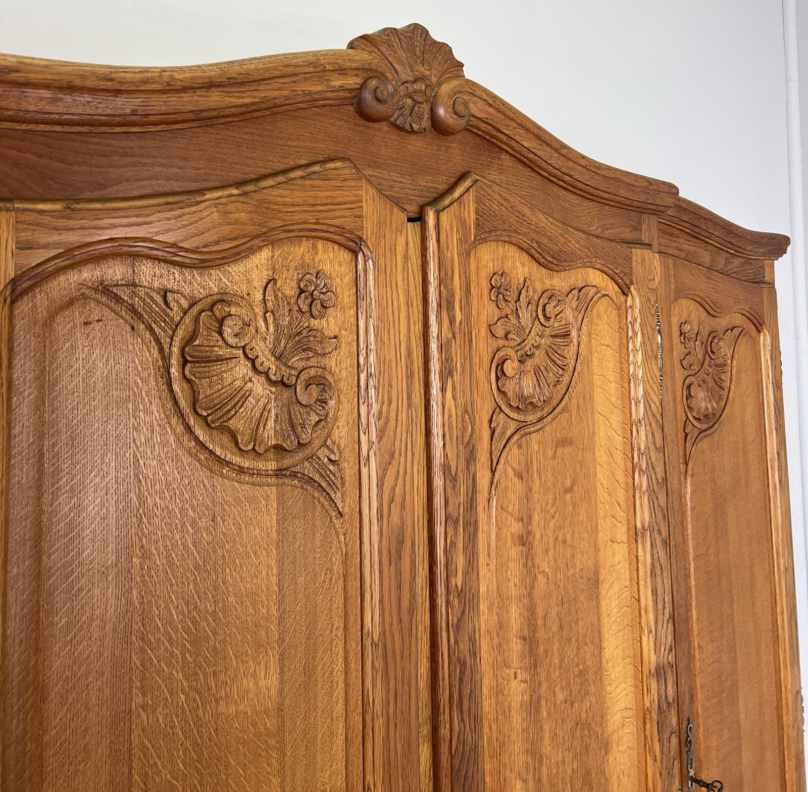 Wardrobe Vintage French Louis XVI Style Oak Four Door Carved Armoire LOT 63993