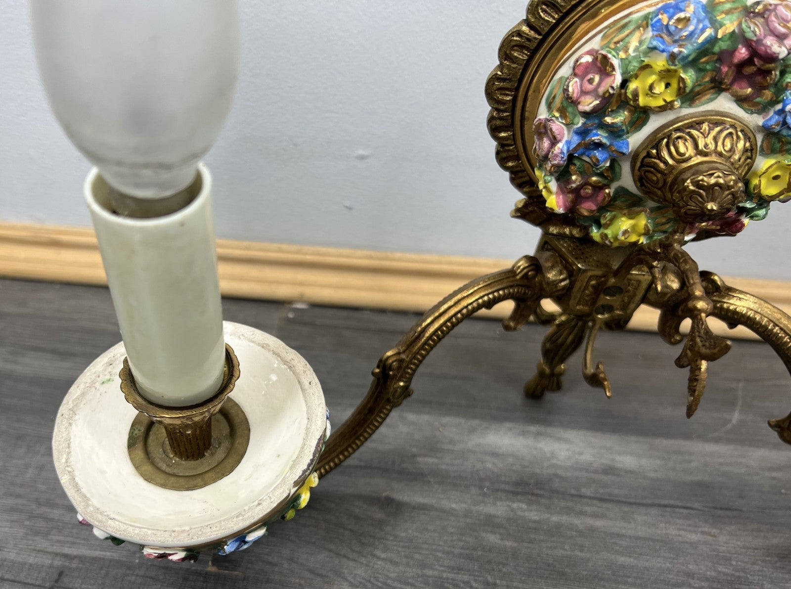 Pair of Wall Lights Vintage Spanish Porcelain Brass Floral Sconces LOT 44149