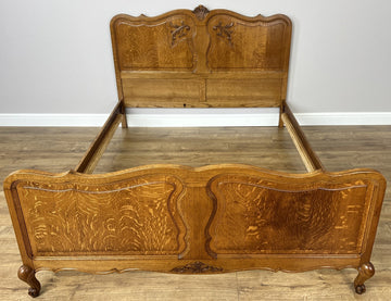 Bed Vintage French Louis XVI Double Bed Frame Oak Carved Headboard LOT 49130