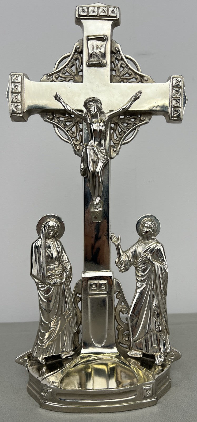 Crucifix Vintage French Style Metal Ornate Religious Figure LOT 64200