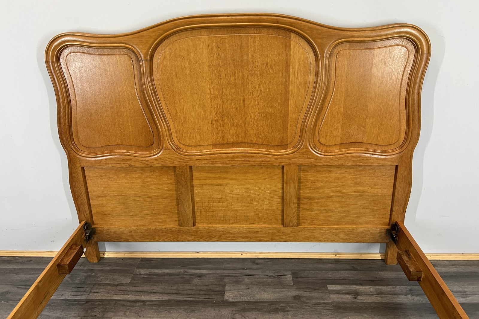 Bed Vintage French Louis XVI Double Bed Frame Oak Carved Headboard LOT 46145