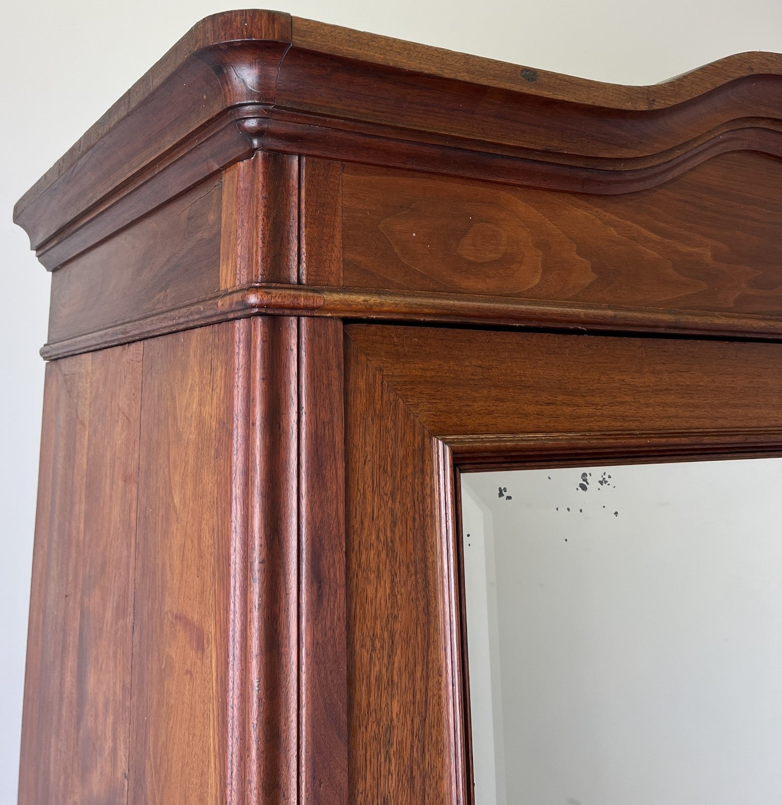 Wardrobe Antique French Style Walnut Mirrored Carved Armoire Cabinet LOT 61594