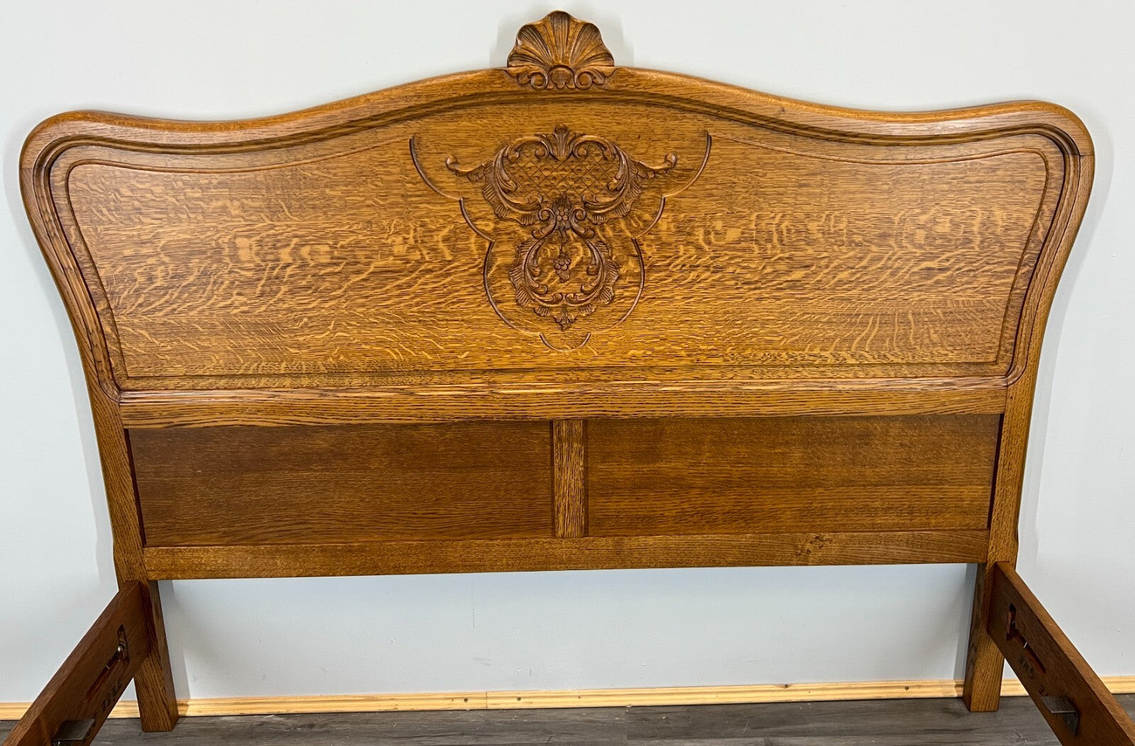 Bed Vintage French Louis XVI Oak Double Bed Frame Carved Headboard LOT 36672